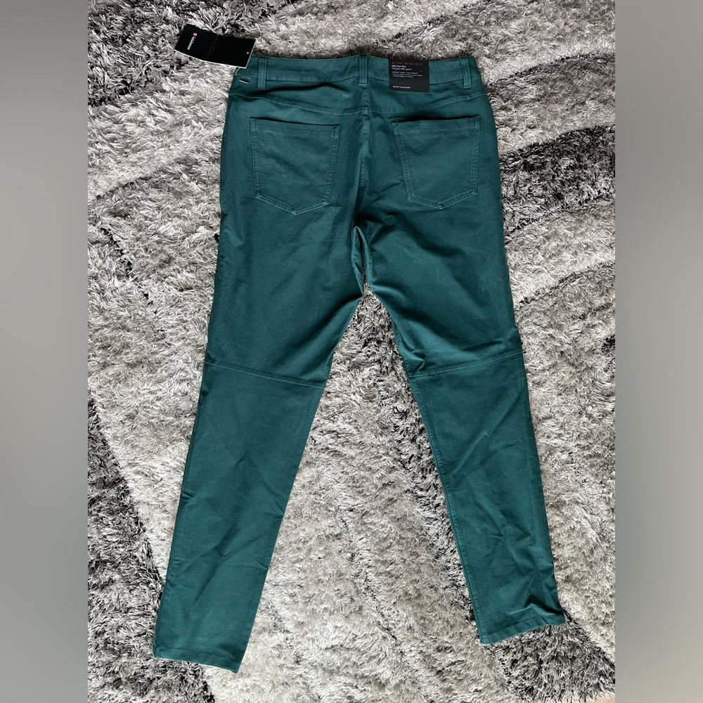 Lululemon ABC Pant Slim 34”L (Brand New with Tags) - Picture 4 of 6